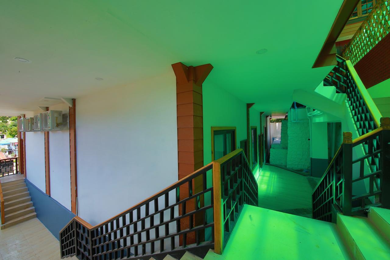 Essence Motel 格劳 外观 照片
